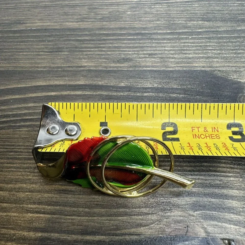 Vintage Gold‎ Tone Leaf Brooch Pin Painted Red and Green Wire Rings Estate